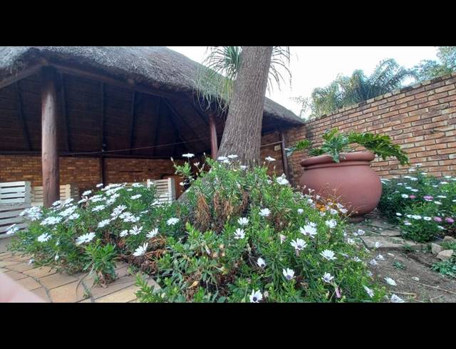 3 BEDROOM HOUSE FOR SALE IN BOOYSENS